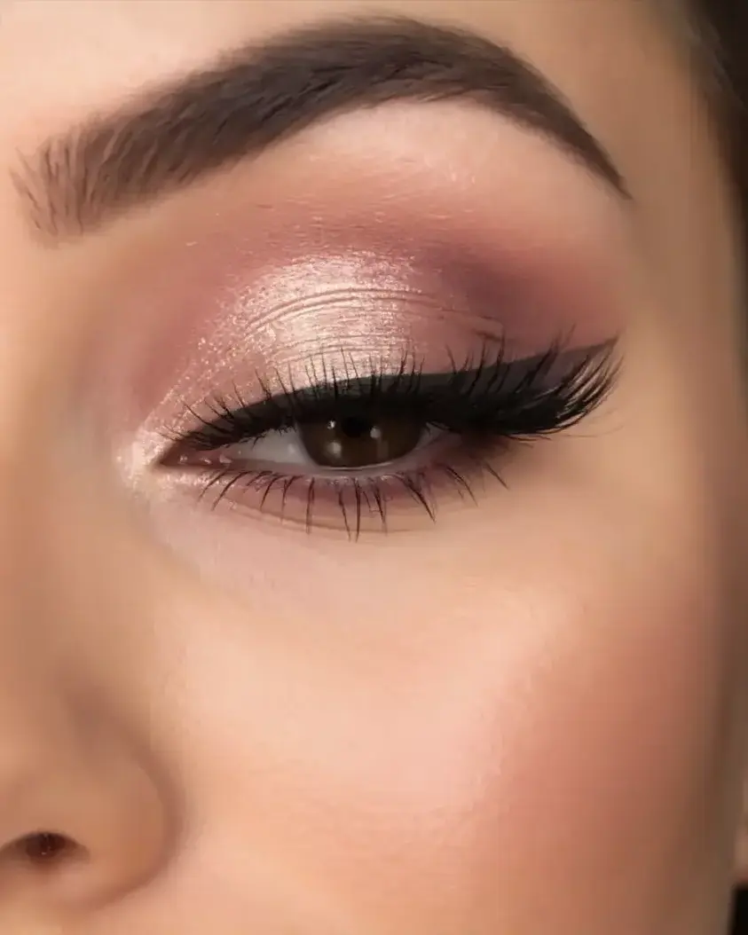 eyebrow